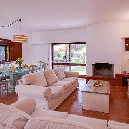 Villa Nature Retreat 5bd Wifi Pool Bbq 1km Falesia Albufeira
