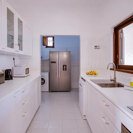 Nature Retreat 5bd Wifi Pool Bbq 1km Falesia 알부페이라