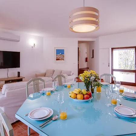 빌라 Nature Retreat 5bd Wifi Pool Bbq 1km Falesia *